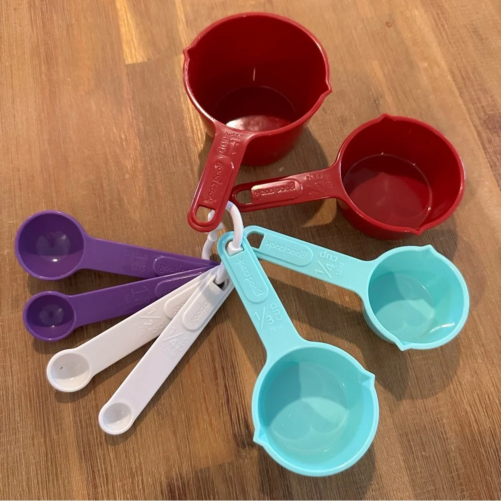 Nesting Measuring Cup Set - Colorful